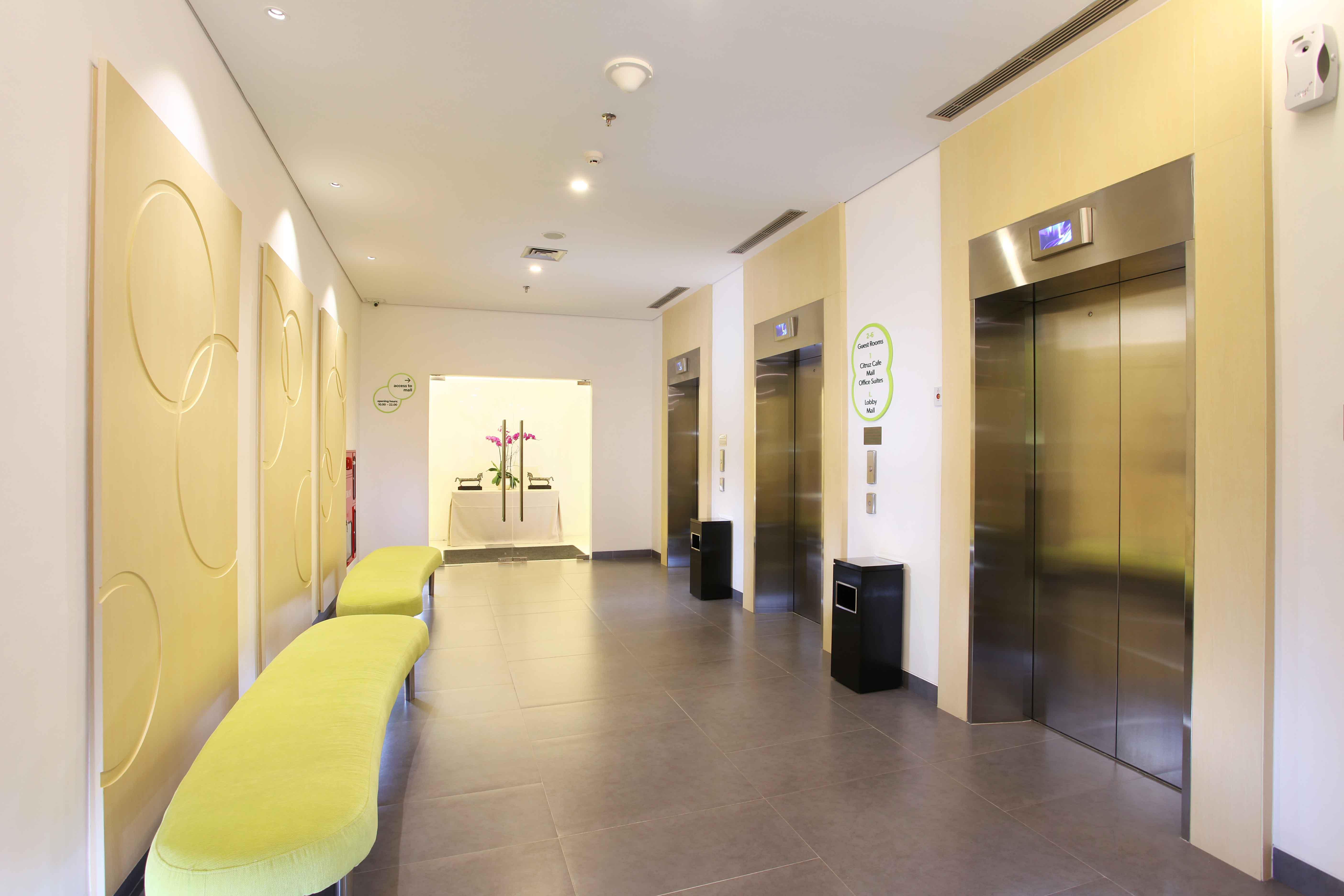 Zest Airport Jakarta By Swiss-Belhotel International Tangerang Extérieur photo