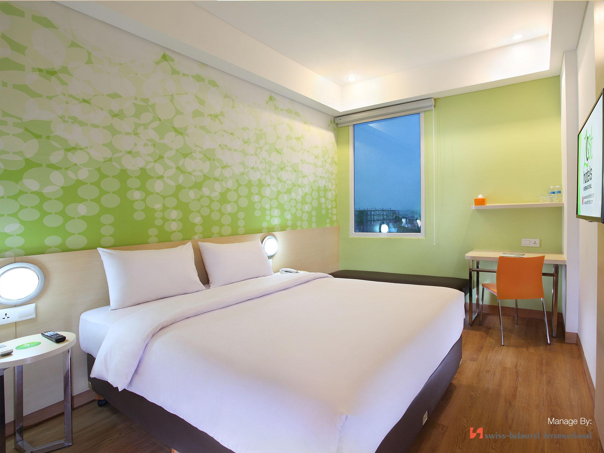 Zest Airport Jakarta By Swiss-Belhotel International Tangerang Extérieur photo