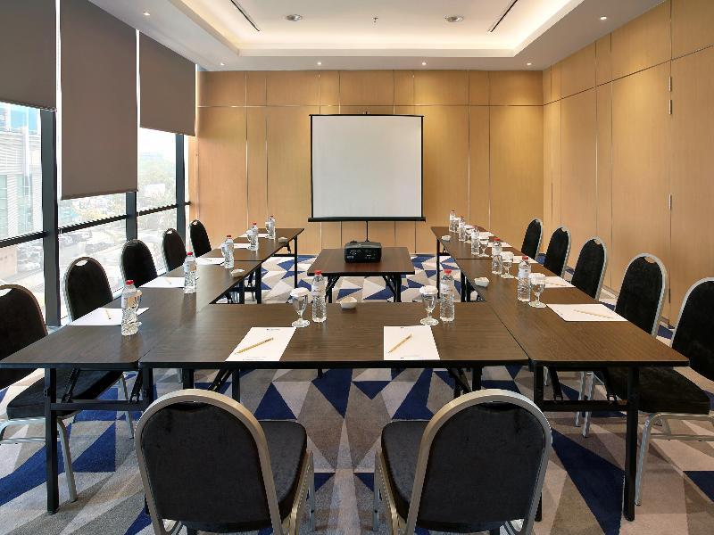 Zest Airport Jakarta By Swiss-Belhotel International Tangerang Extérieur photo