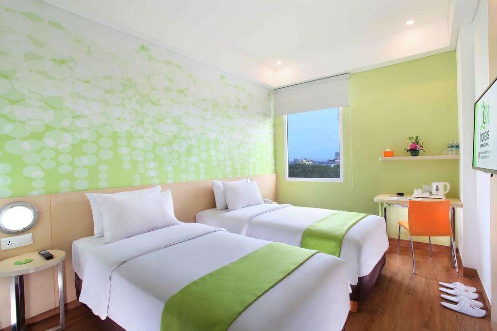 Zest Airport Jakarta By Swiss-Belhotel International Tangerang Extérieur photo