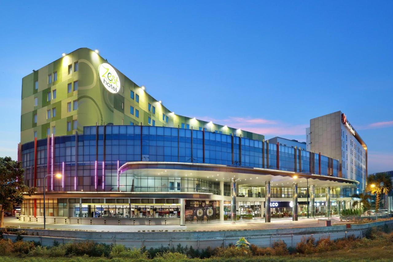 Zest Airport Jakarta By Swiss-Belhotel International Tangerang Extérieur photo